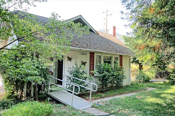 12707 Highway 238, Applegate, OR 97530