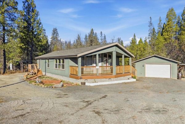 99 Truck Road, Butte Falls, OR 97522